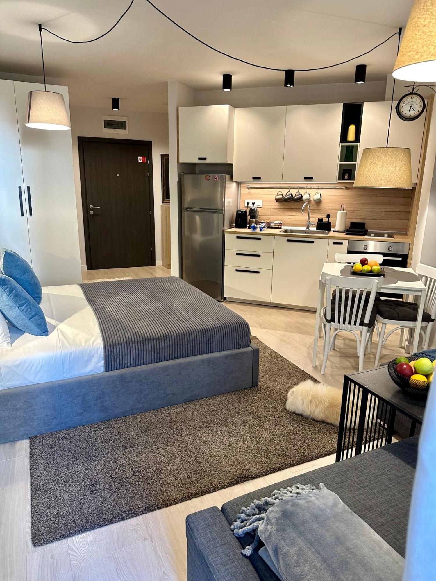 Serenity Apartment *